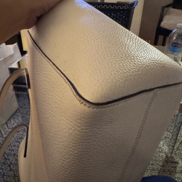 GUCCI SWING TOTE IN IVORY WITH COA💕💕💕 - Picture 8 of 13